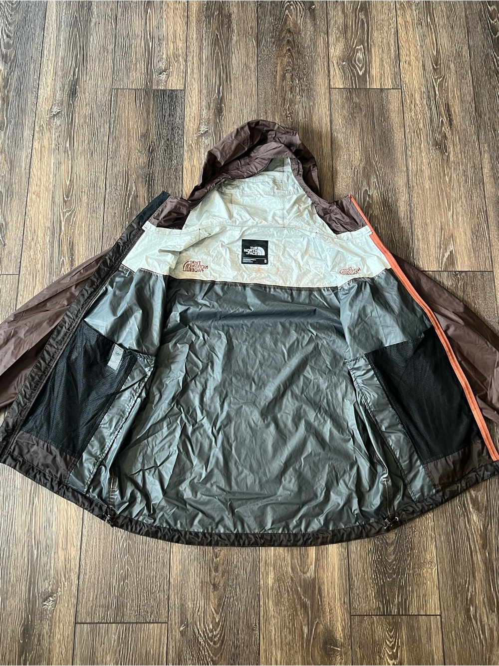 The North Face Dryvent Brown Camo Hooded Rain Jacket Men’s Medium - Picture 4 of 13